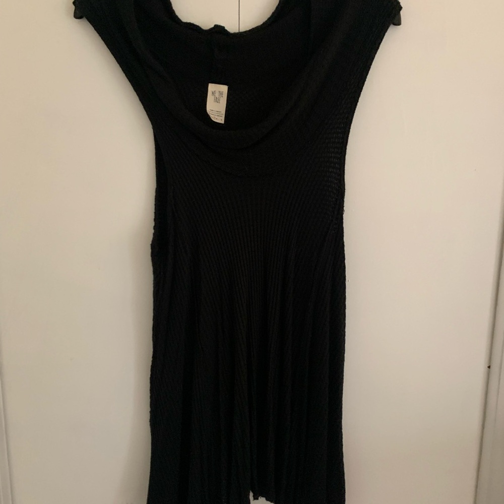 WE THE FREE WAFFLE KNIT SLEEVELESS TANK TOP. SIZE S.